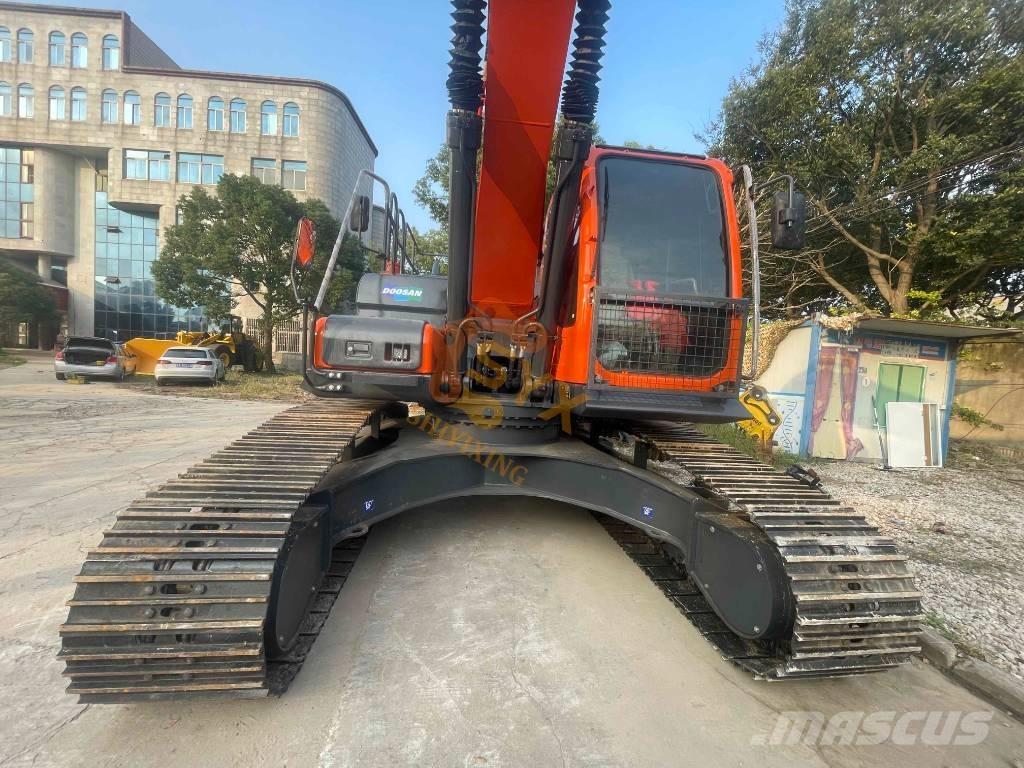 Doosan DX300LC-9C حفارات زحافة