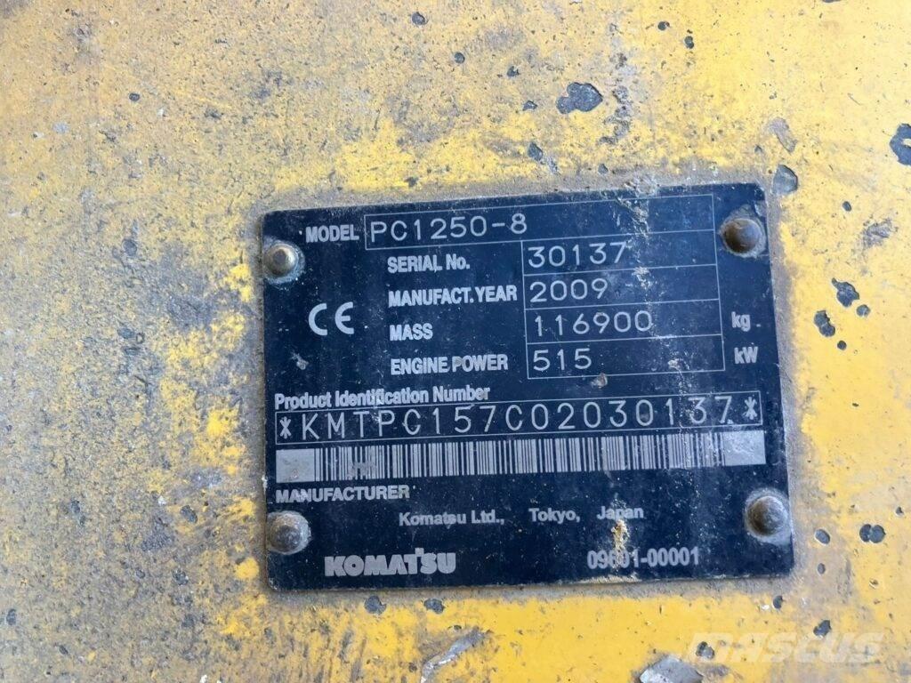 Komatsu PC1250-8 حفارات زحافة