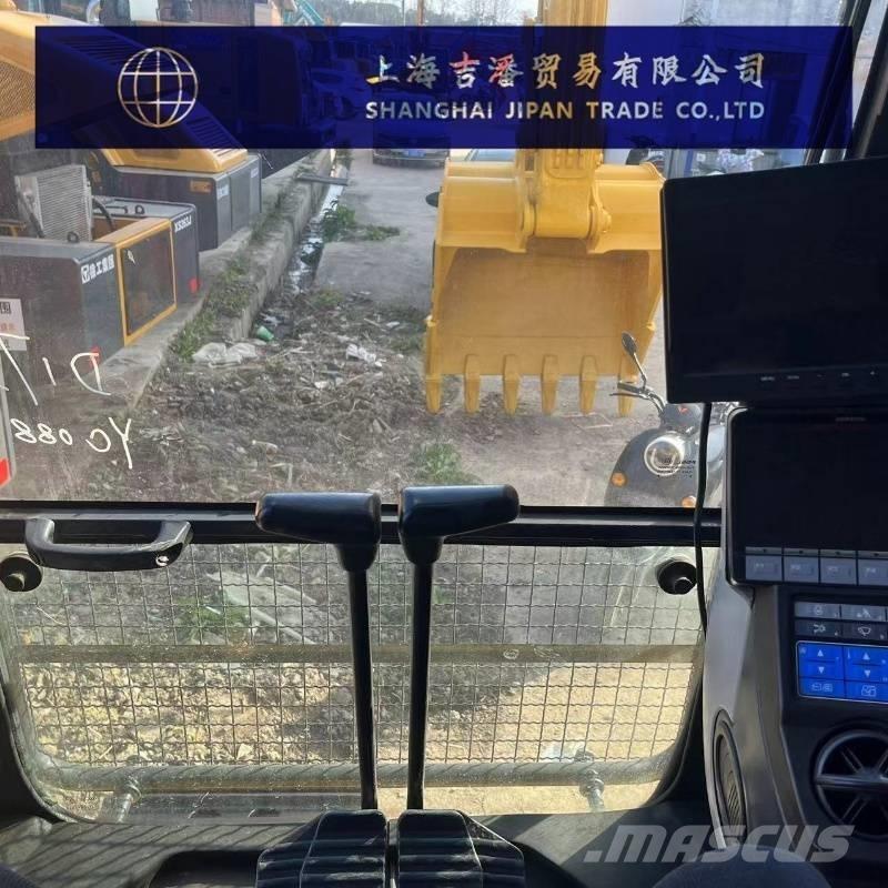 Komatsu PC 360 حفارات زحافة