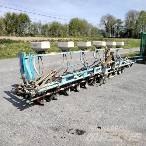 Monosem BR 502 مثاقيب