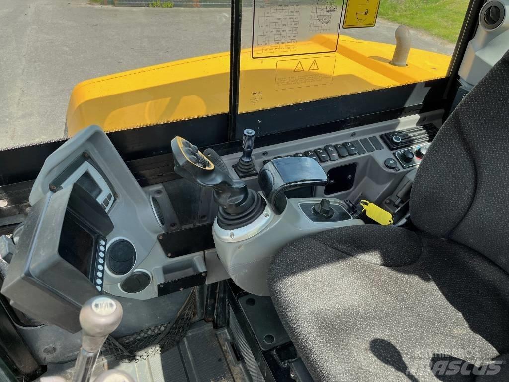 JCB 100 C-1 حفارات وسط 7 طن - 12 طن