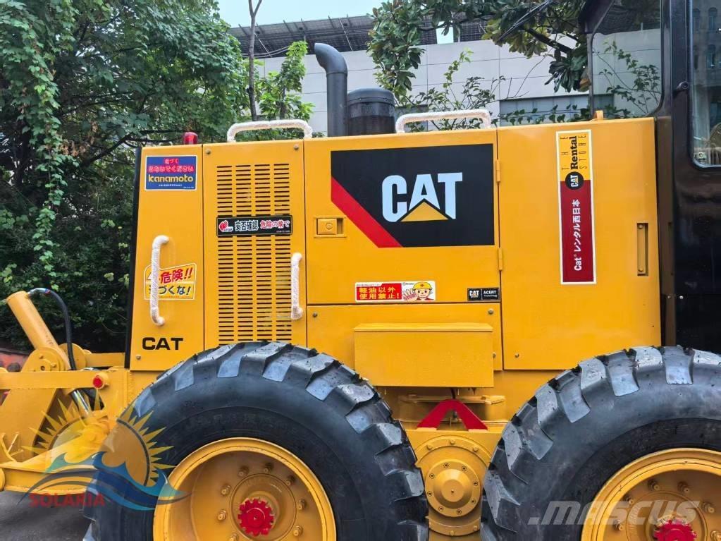 CAT 140 K معدات تمهيد الطرق