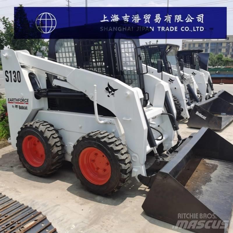 Bobcat S 130 لوادر انزلاقية التوجيه