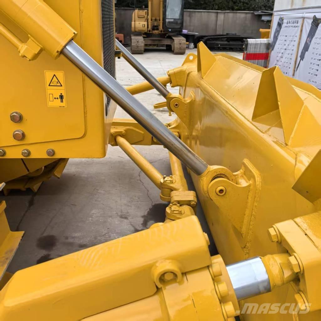 Shantui sd22l بلدوزرات مجنزرة