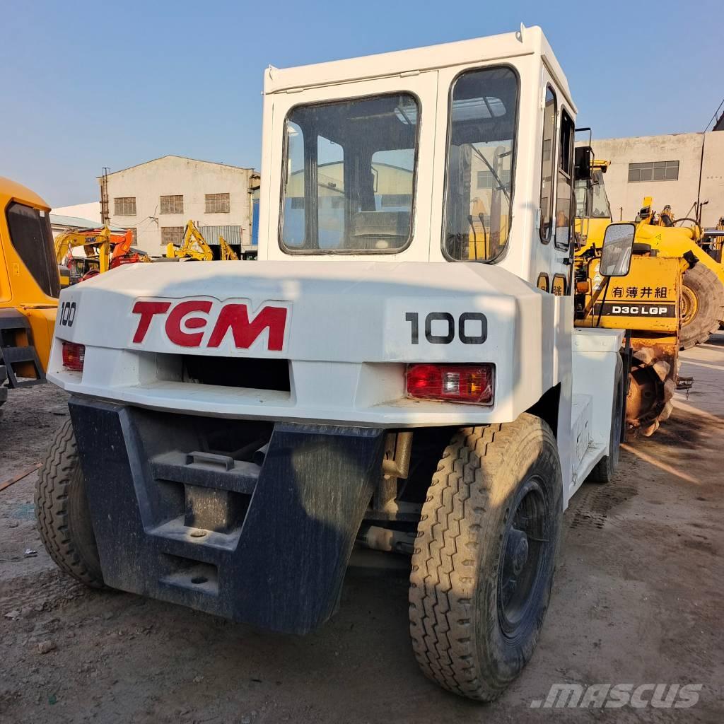 TCM FD 100 شاحنات الديزل
