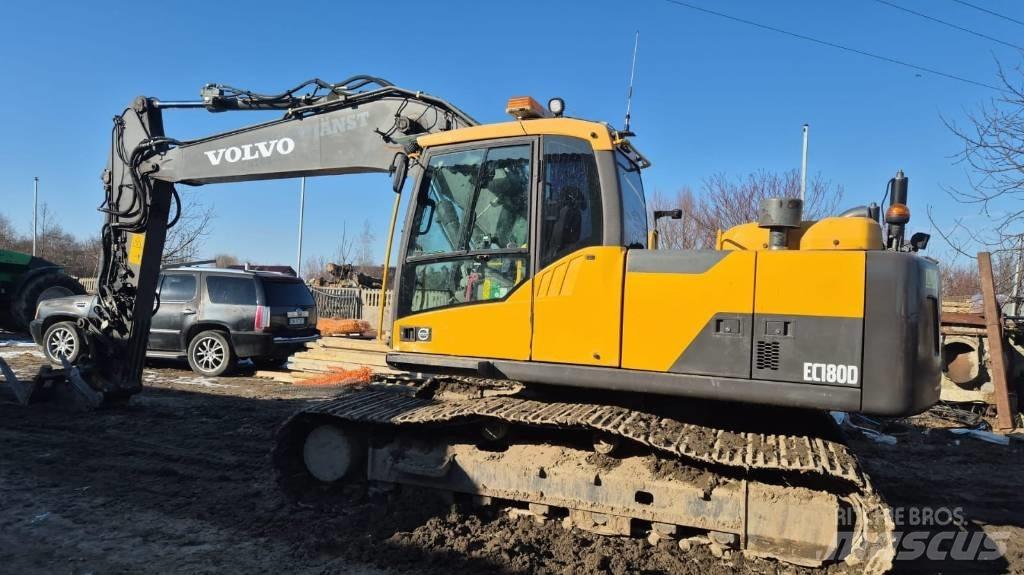 Volvo EC 180 D حفارات زحافة