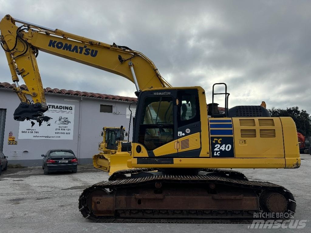 Komatsu PC240LC-10 حفارات زحافة