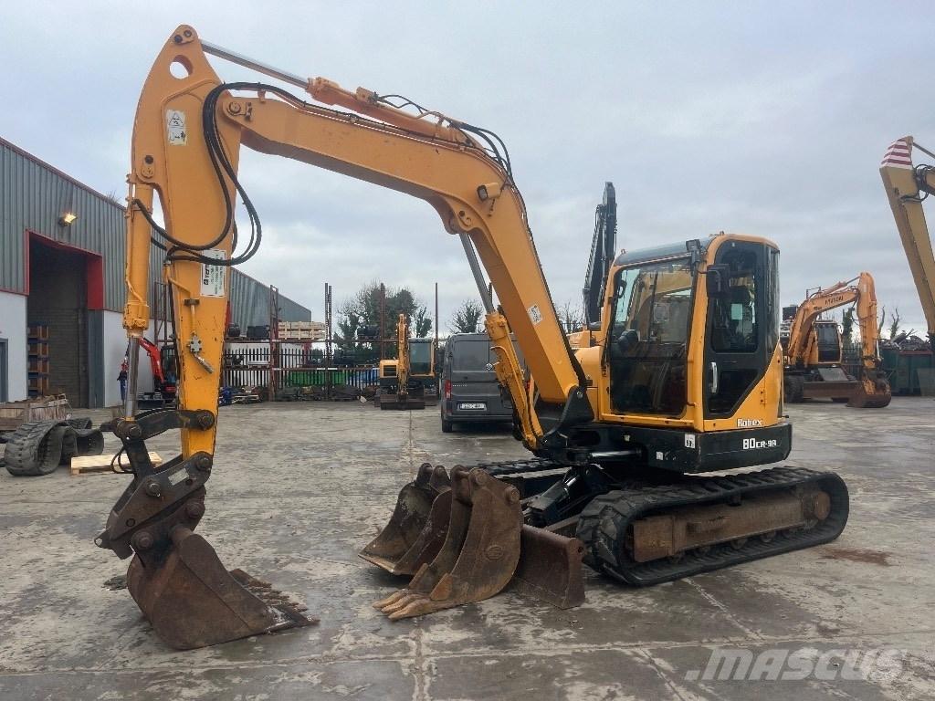 Hyundai R 80 CR-9A حفارات وسط 7 طن - 12 طن