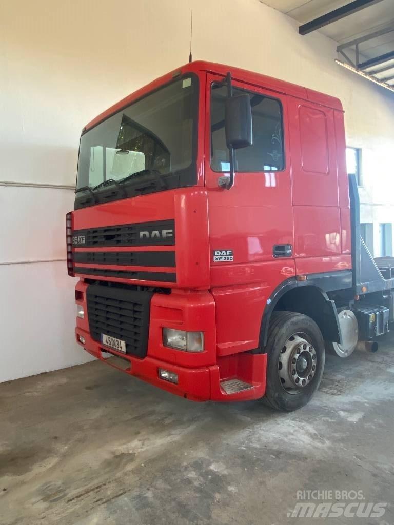 DAF XF 95.380 شاحنات مسطحة/مفصلية الجوانب