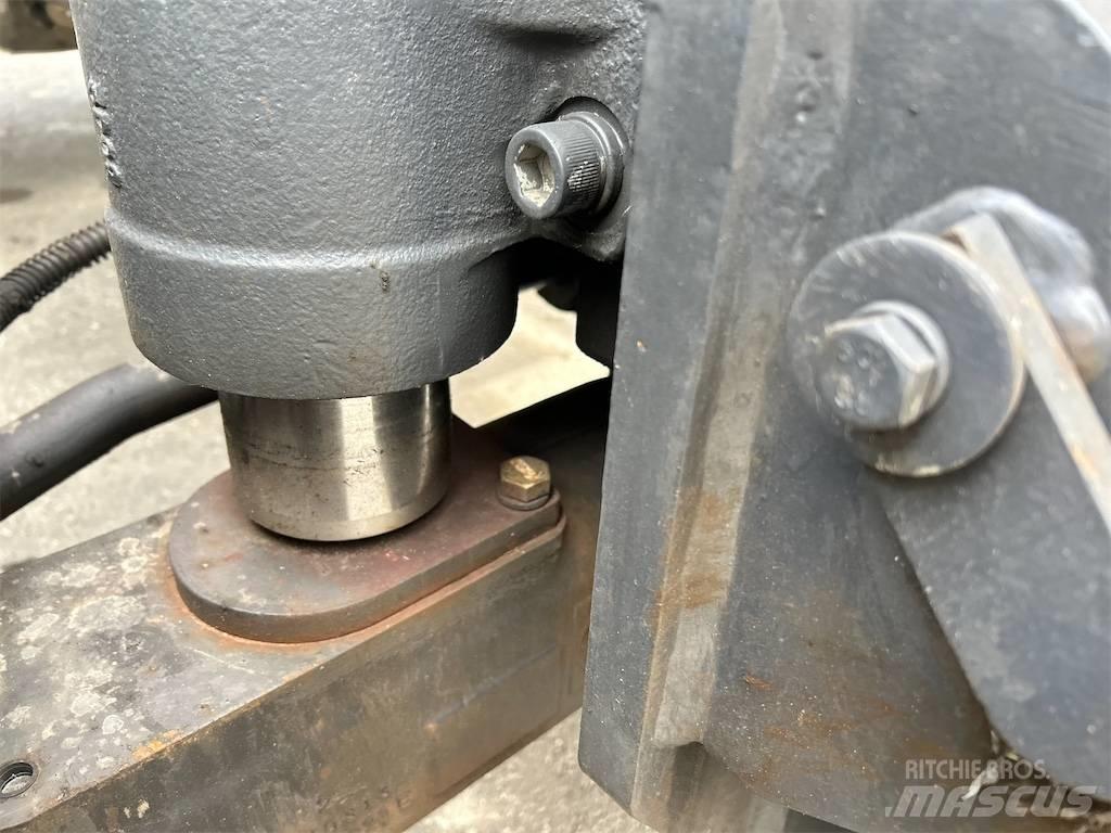 Doosan DX 160 W-3 حفارات بعجل