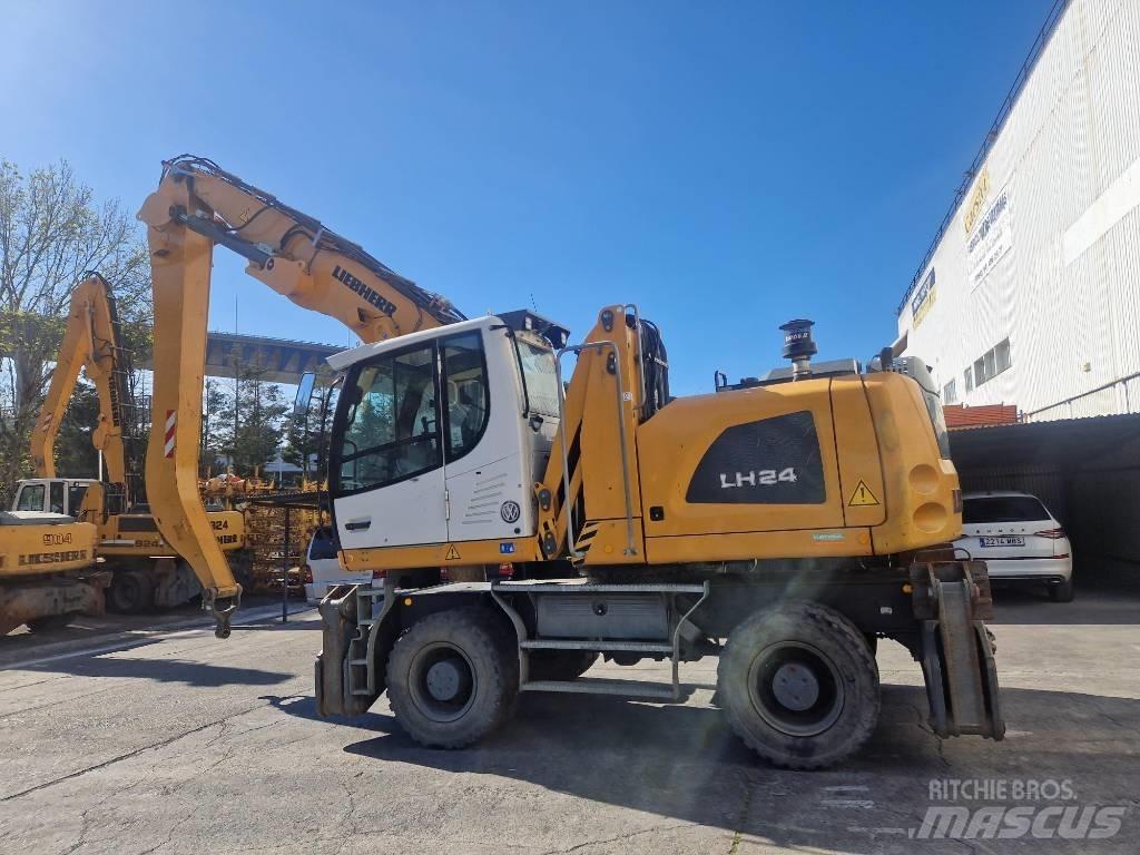 Liebherr LH 24 M مناولات المخلفات / مناولات صناعية