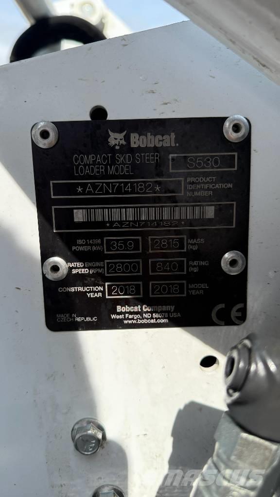 Bobcat S 530 لوادر انزلاقية التوجيه