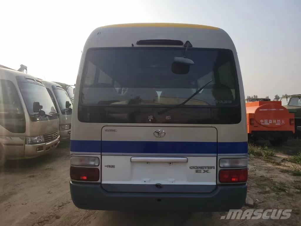 Toyota Coaster Bus حافلة صغيرة