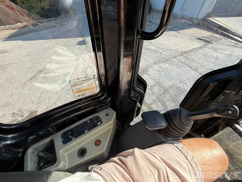 CAT 304 E حفارات صغيرة أقل من 7 طن (حفارات صغيرة)