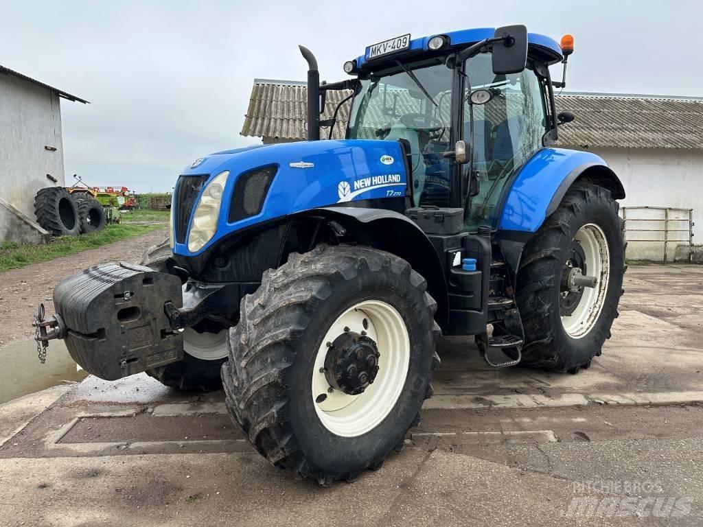 New Holland T 7.270 الجرارات