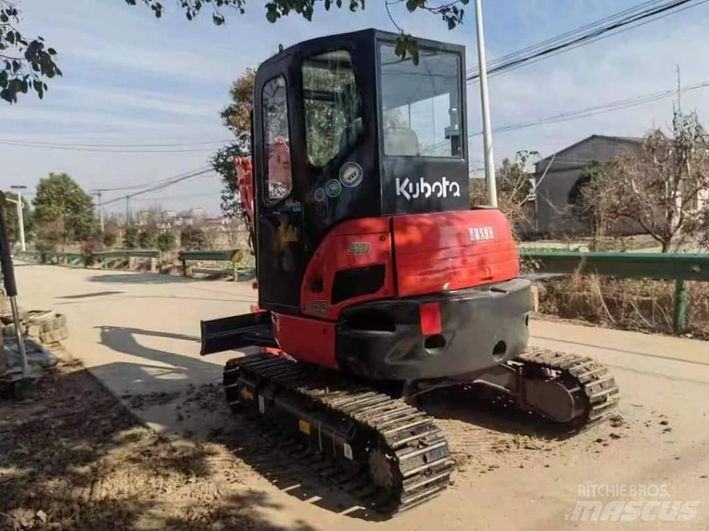 Kubota U 35 حفارات صغيرة أقل من 7 طن (حفارات صغيرة)