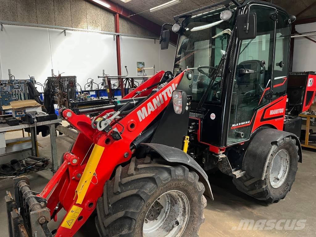 Manitou MLA 5-50 H لوادر صغيرة