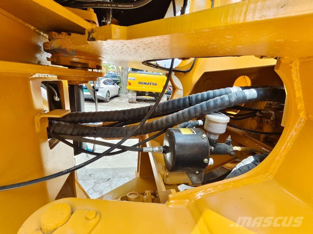 CAT 950 GC لوادر بعجل