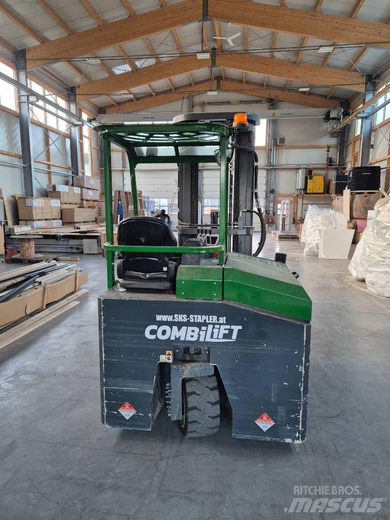 Combilift CBE 2500 شاحنات ذات رافعات شوكية تعمل بالكهرباء