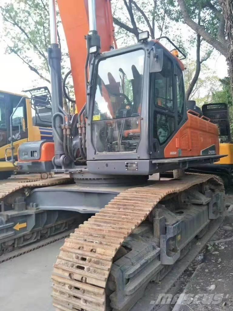 Doosan DX 530 LC-5 حفارات زحافة