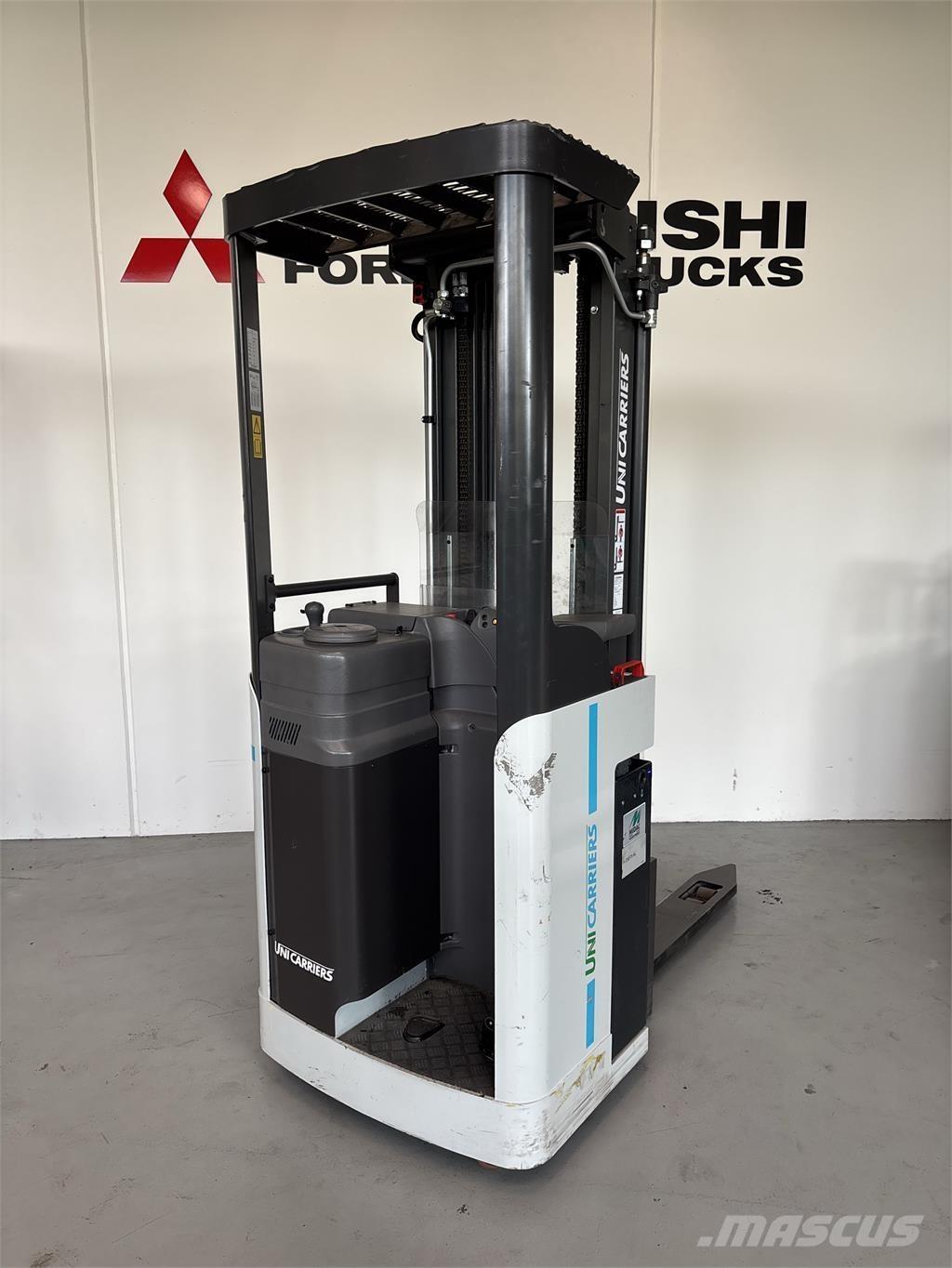 Atlet A160 شاحنات مناولة ذاتية الدفع