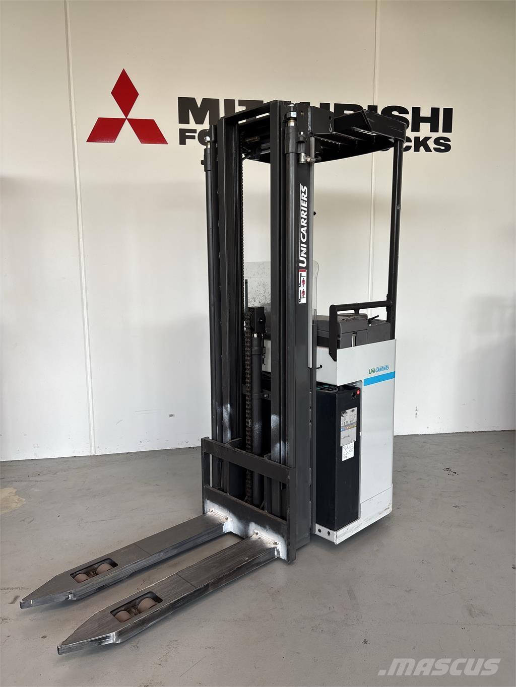 Atlet A160 شاحنات مناولة ذاتية الدفع