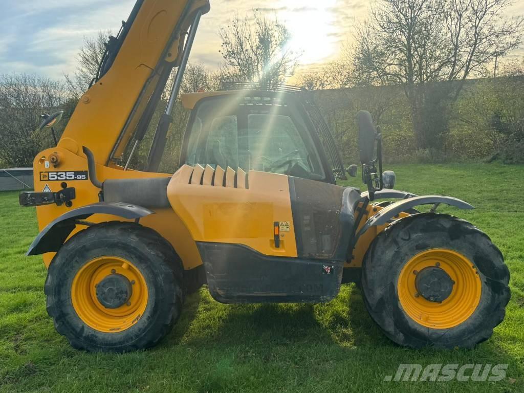 JCB 535-95 مناولات متداخلة