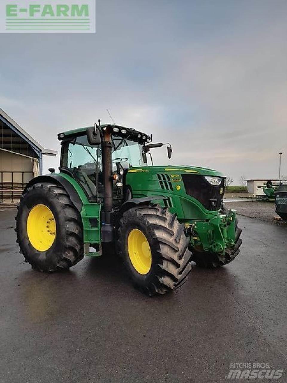 John Deere 6210r الجرارات