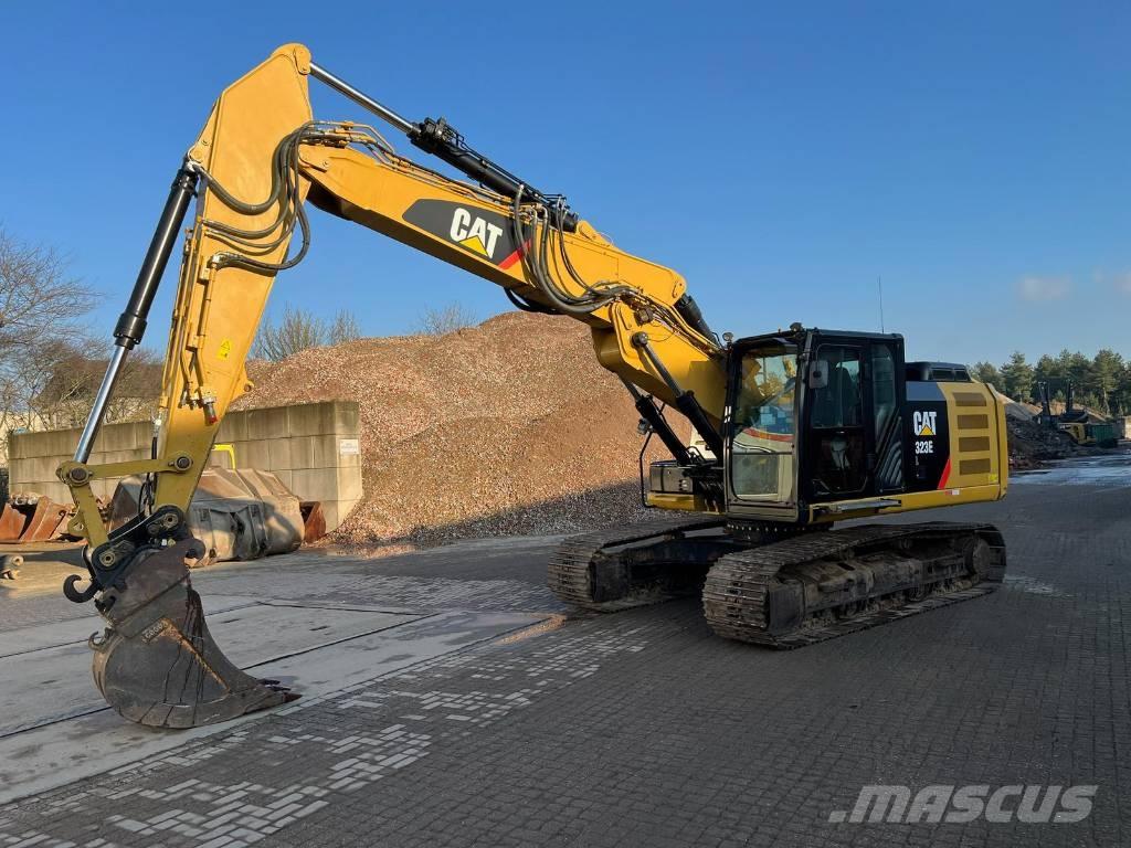 CAT 323 EL حفارات زحافة
