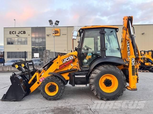 JCB 3CX PLUS لوادر ذات جرافات عكسية