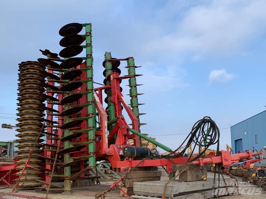 Unia Ares 60 TXL زحافات ساحقة