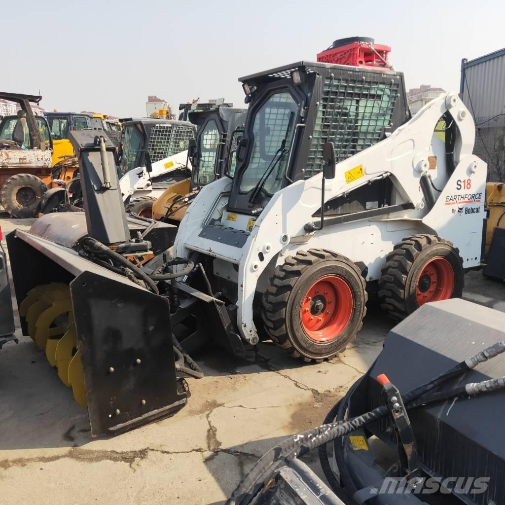 Bobcat S18 لوادر انزلاقية التوجيه