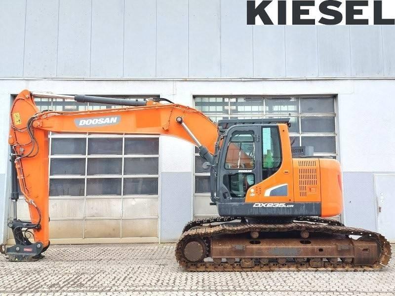 Doosan DX 235 LCR-5 حفارات زحافة