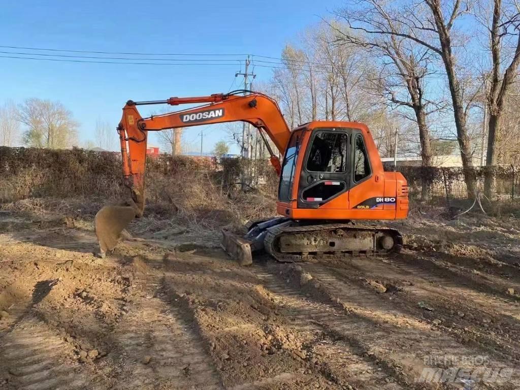 Doosan DH 80 حفارات صغيرة أقل من 7 طن (حفارات صغيرة)