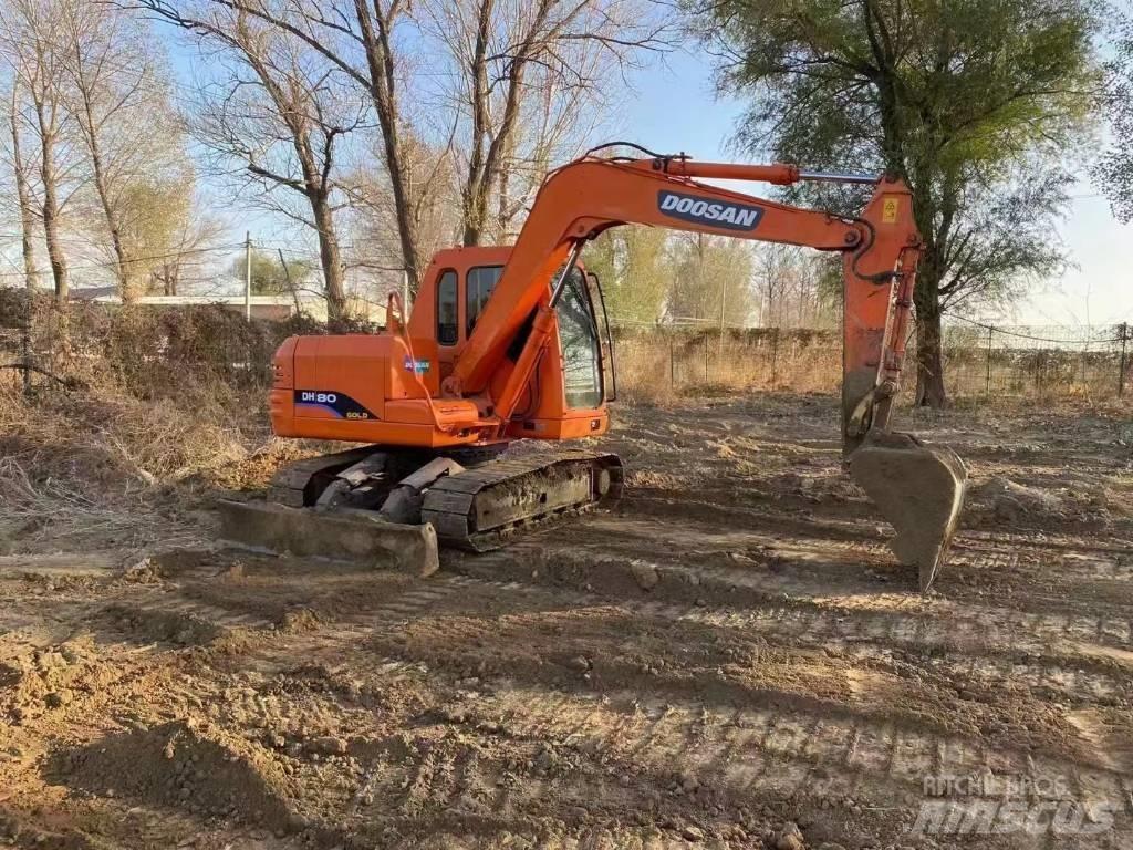 Doosan DH 80 حفارات صغيرة أقل من 7 طن (حفارات صغيرة)