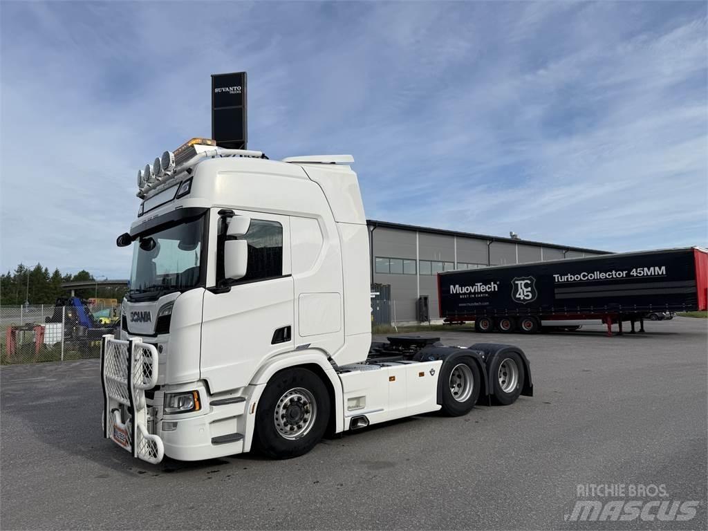 Scania R520 6X2 وحدات الجر
