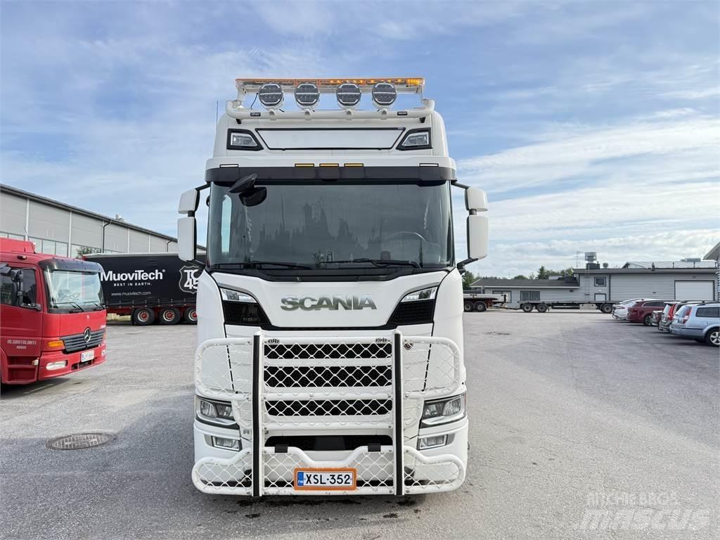 Scania R520 6X2 وحدات الجر