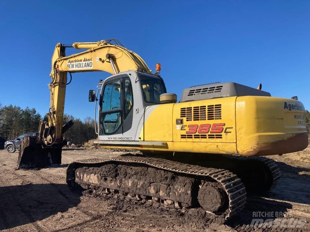 New Holland E 385 حفارات زحافة