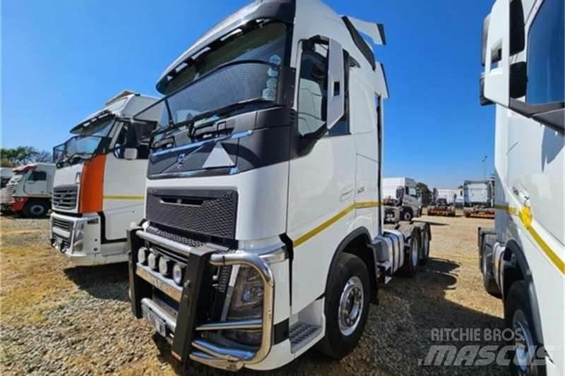 Volvo FH شاحنات أخرى