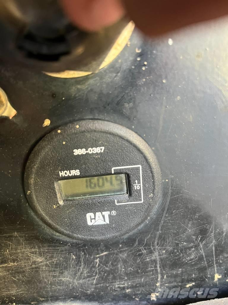 CAT 304 E 2 CR حفارات صغيرة أقل من 7 طن (حفارات صغيرة)