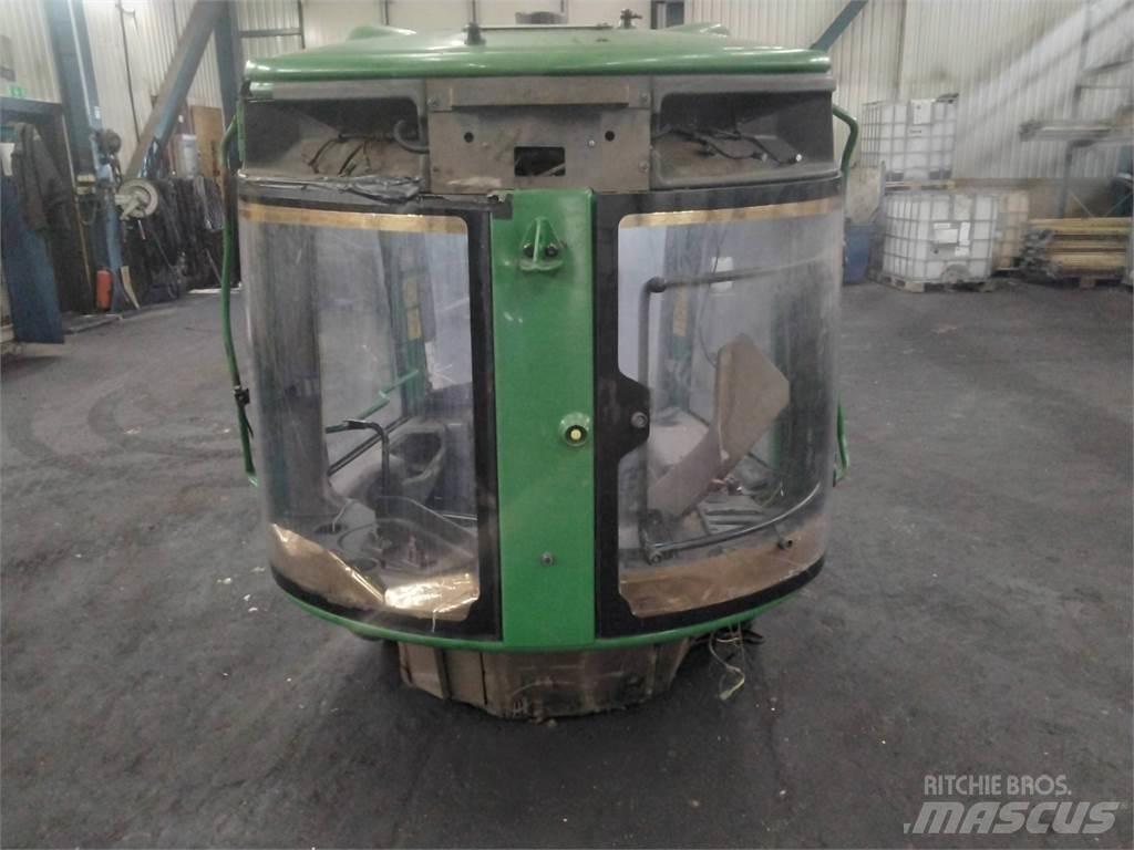 John Deere 1270E كابينة والداخلية