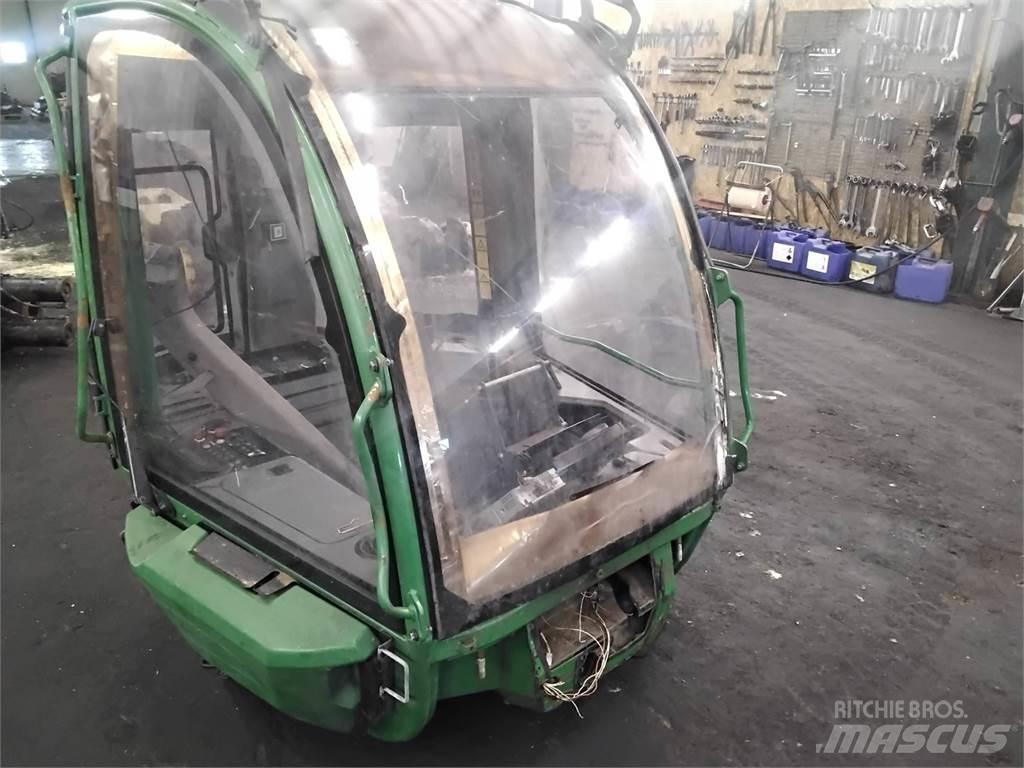 John Deere 1270E كابينة والداخلية