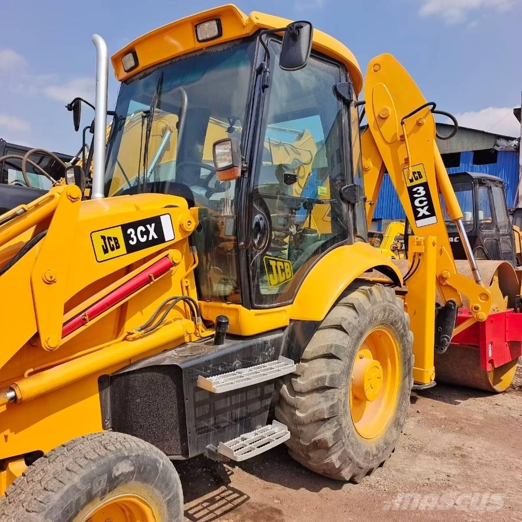 JCB 3 CX لوادر ذات جرافات عكسية
