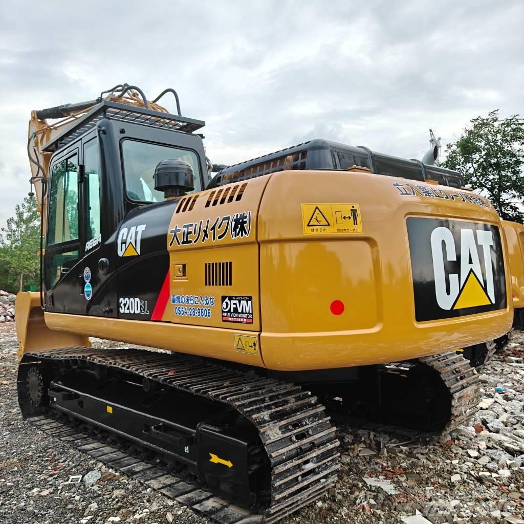 CAT 320D2 حفارات زحافة
