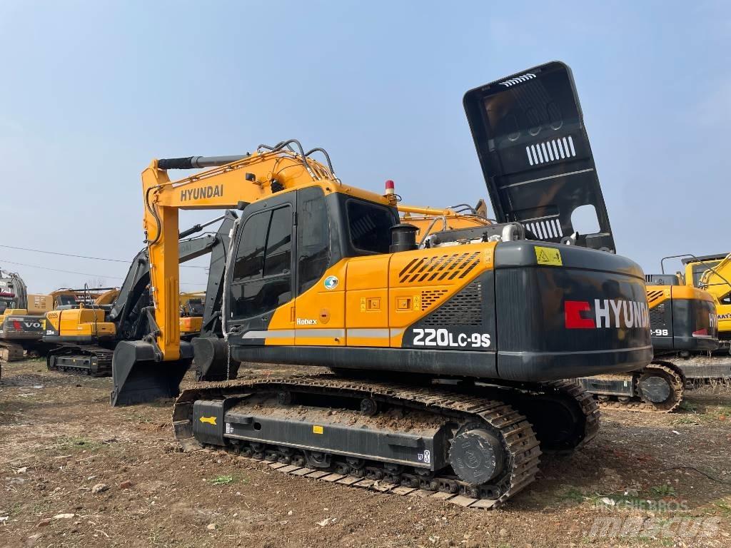Hyundai 220-9S حفارات زحافة