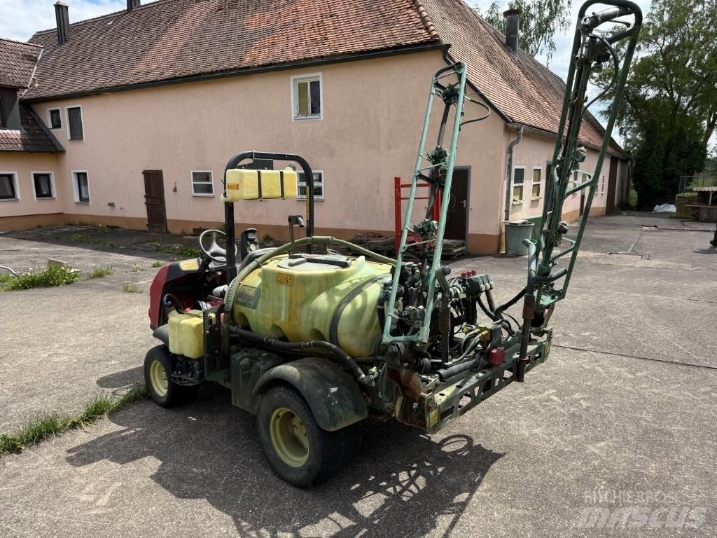Toro Multi Pro 1750 معدات التعامل مع التربة