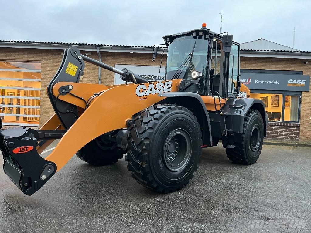 CASE 821 G XR لوادر بعجل