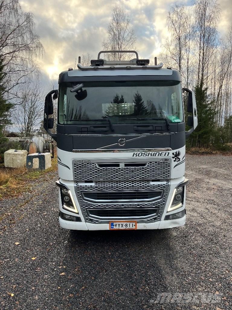 Volvo FH 16 550 شاحنات أشجار