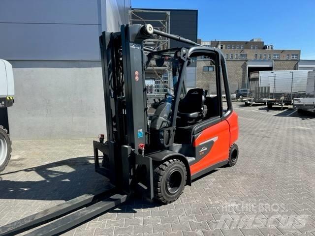 Linde E35L شاحنات ذات رافعات شوكية تعمل بالكهرباء