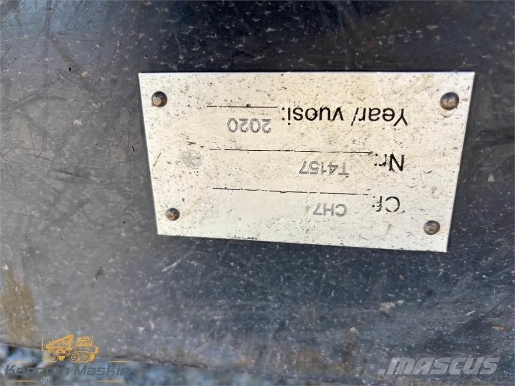 John Deere CH710 رافعات حصادات